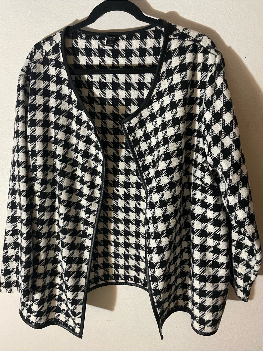 Classic Black & White Houndstooth Open-Front Jacket